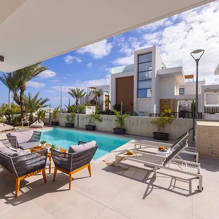 By The Bay 32 Βίλα Πρωταράς