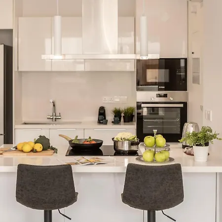 By The Bay 32 Βίλα *