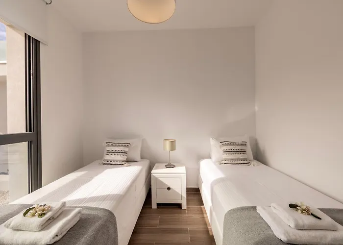 By The Bay 32 Vila *