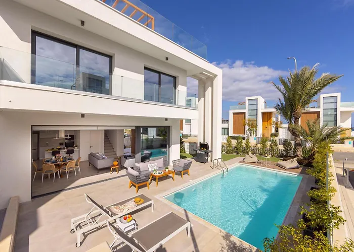 Vila By The Bay 32 Protaras